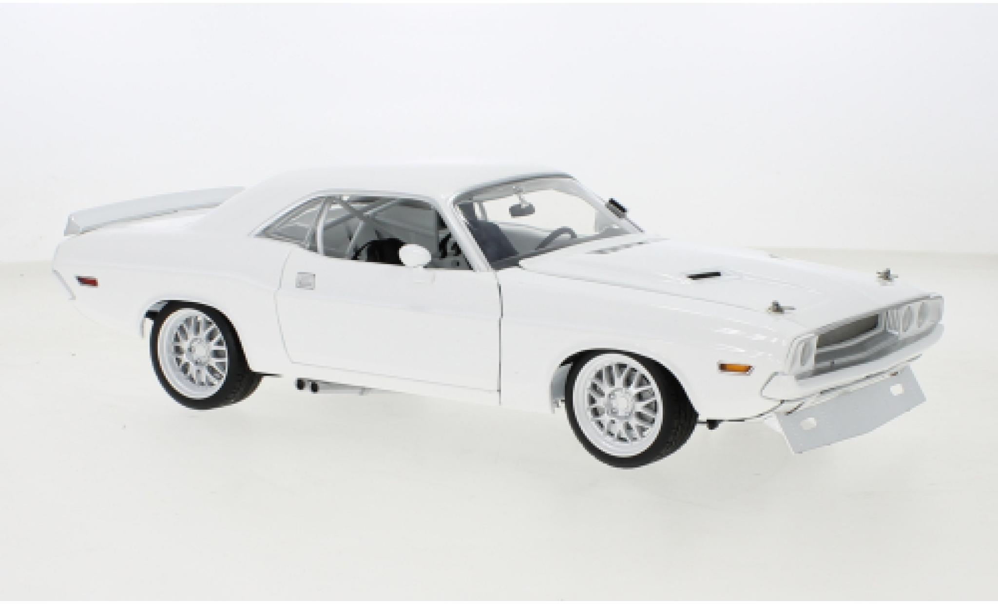 Dodge Challenger 1/18 ACME wit Kowalski 1970 modelauto