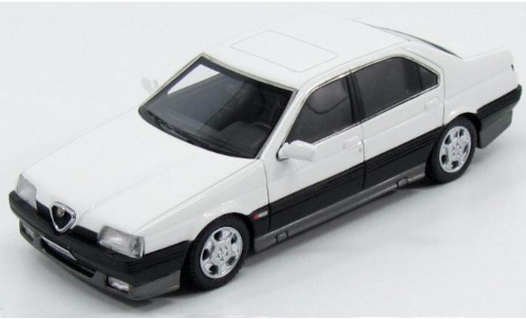 Alfa Romeo 164 1/43 Kess 3.0 V6 12V wit 1:43 modelauto