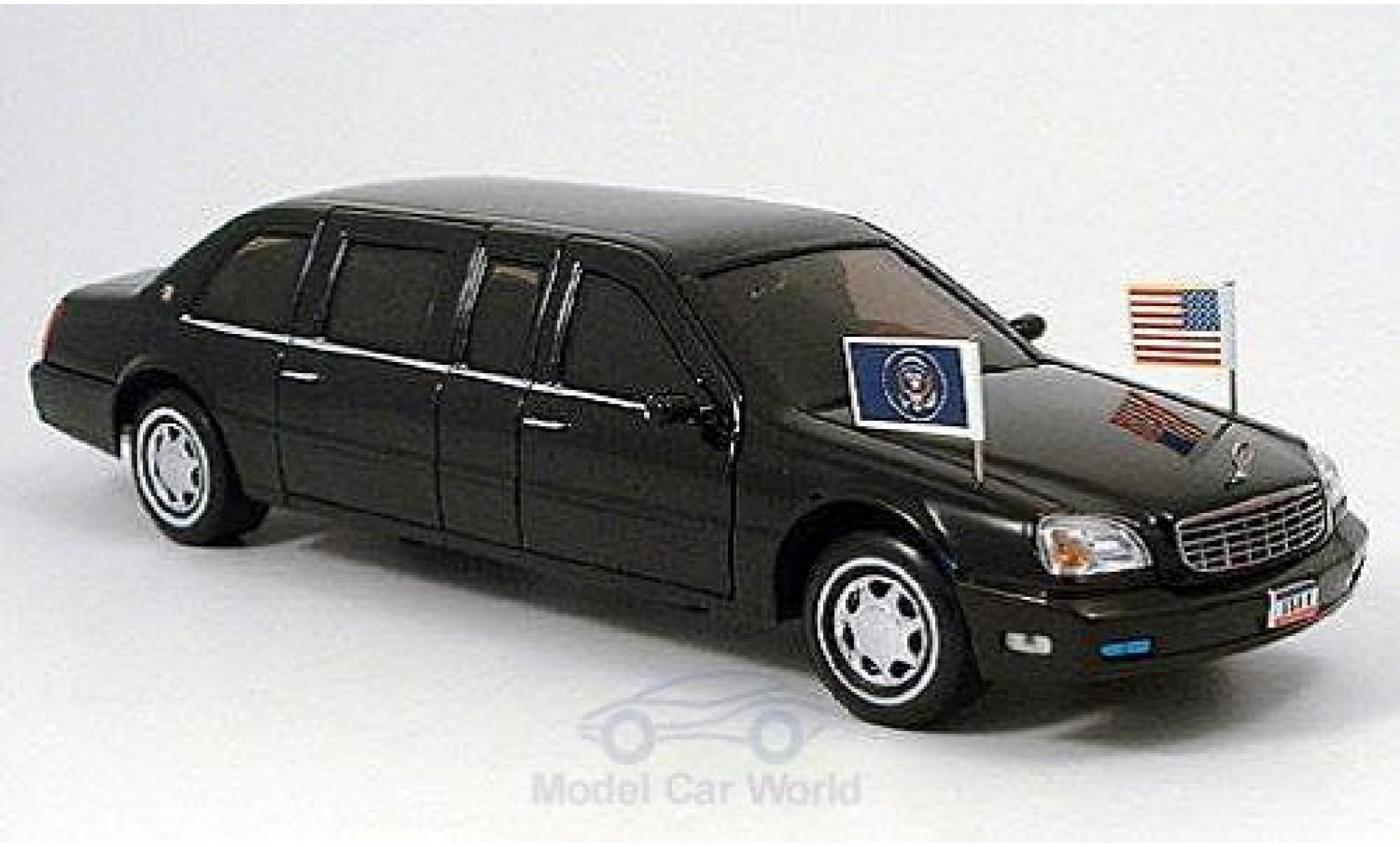 Cadillac Deville 1/24 Yat Ming DeVille Presidential Sedan 2001 US-Standarten liegen bei modelauto