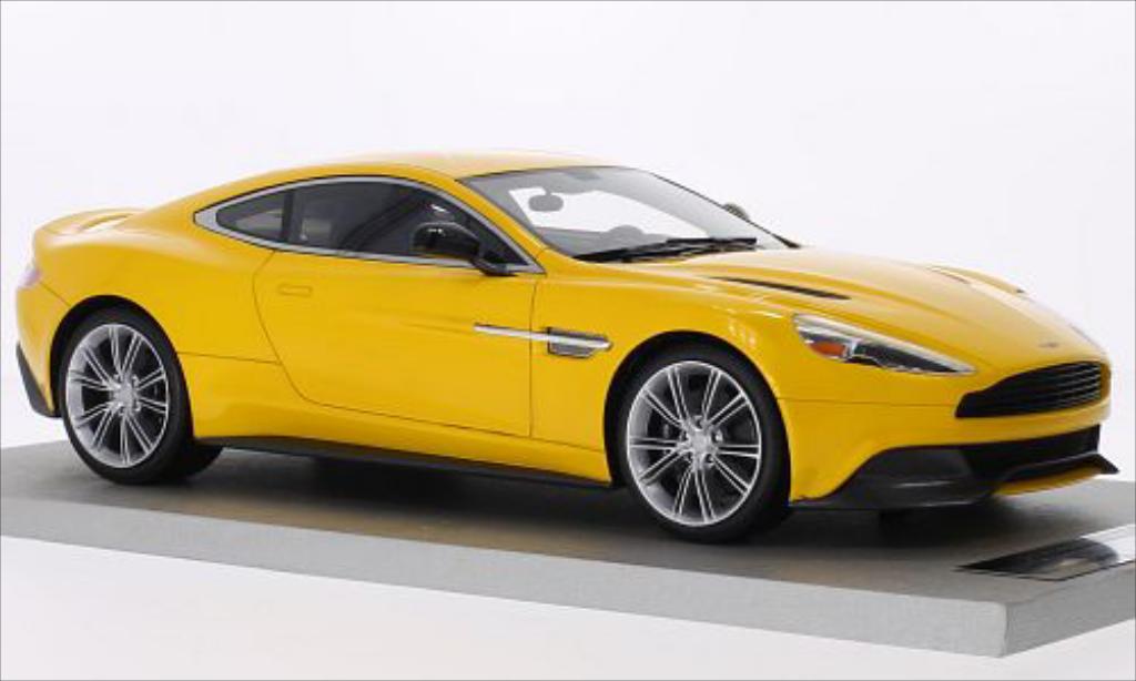 Aston Martin Vanquish 1/18 Tecnomodel Coupe metallic geel modelauto