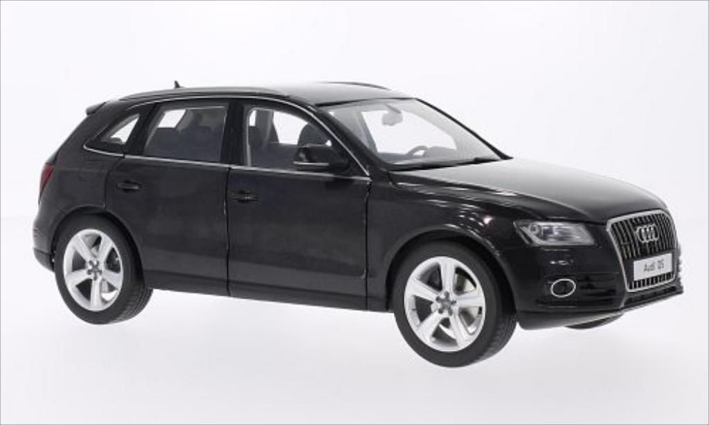 Audi Q5 1/18 Kyosho metallic grijs 2013 modelauto