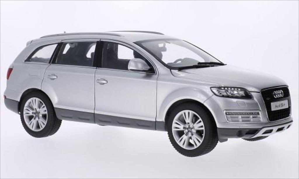 Audi Q7 1/18 Kyosho grijs 2013 modelauto