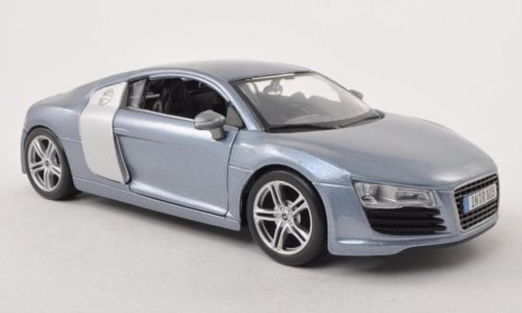 Audi R8 1/24 Maisto grijs modelauto