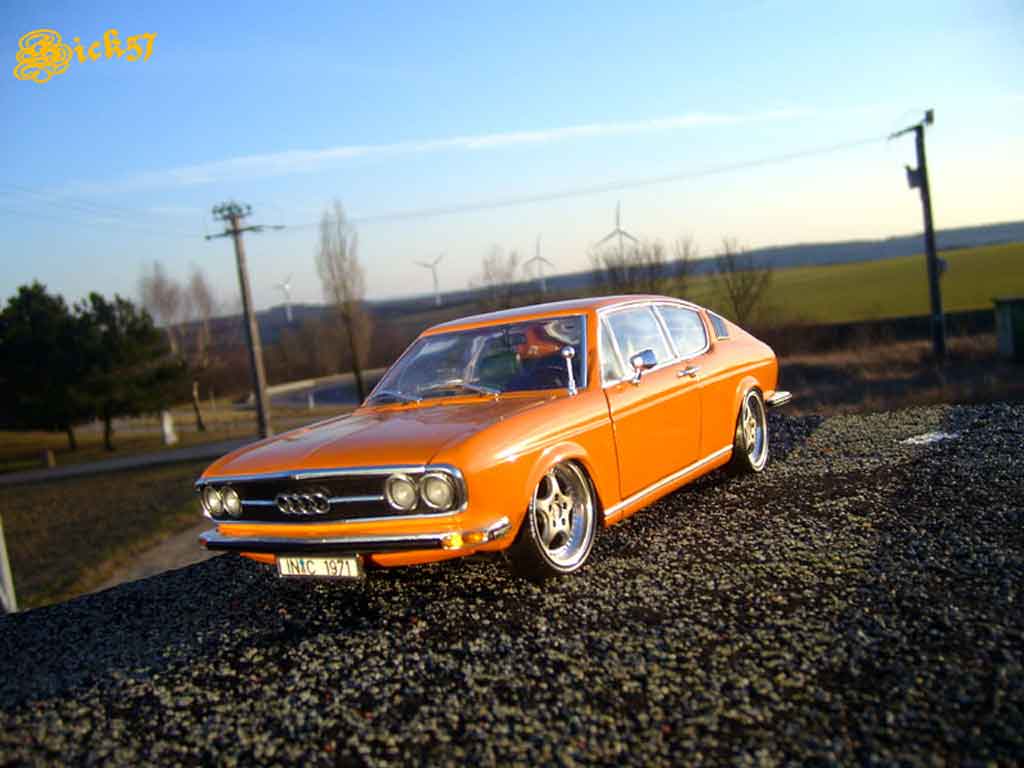 Audi 100 coupe S 1970 oranje jantes porsche 1/18 Anson
