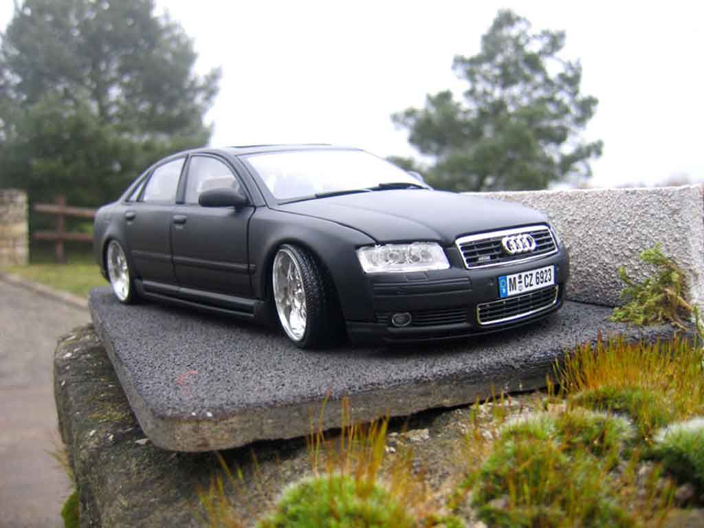 Audi A8 berline 4.2 TDI dub 1/18 Motormax