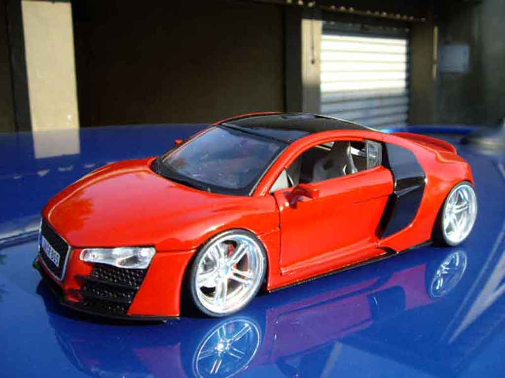 Audi R8 1/18 Maisto tdi modelauto