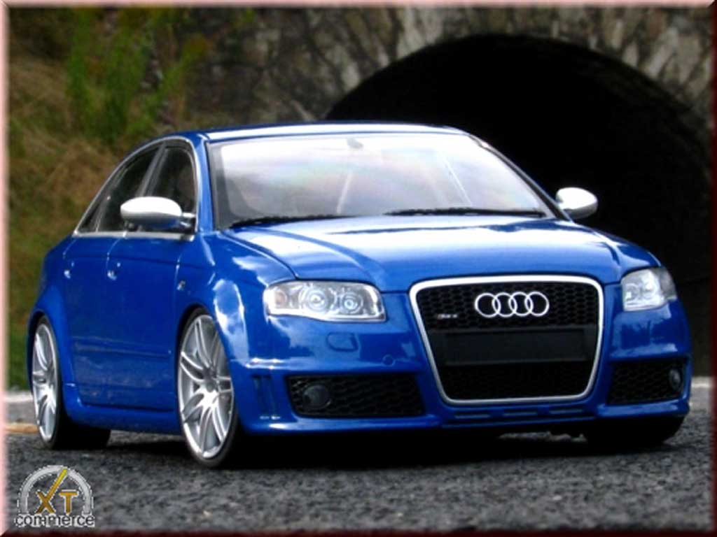 Audi RS4 1/18 Minichamps blauw kit suspension rabaissee modelauto