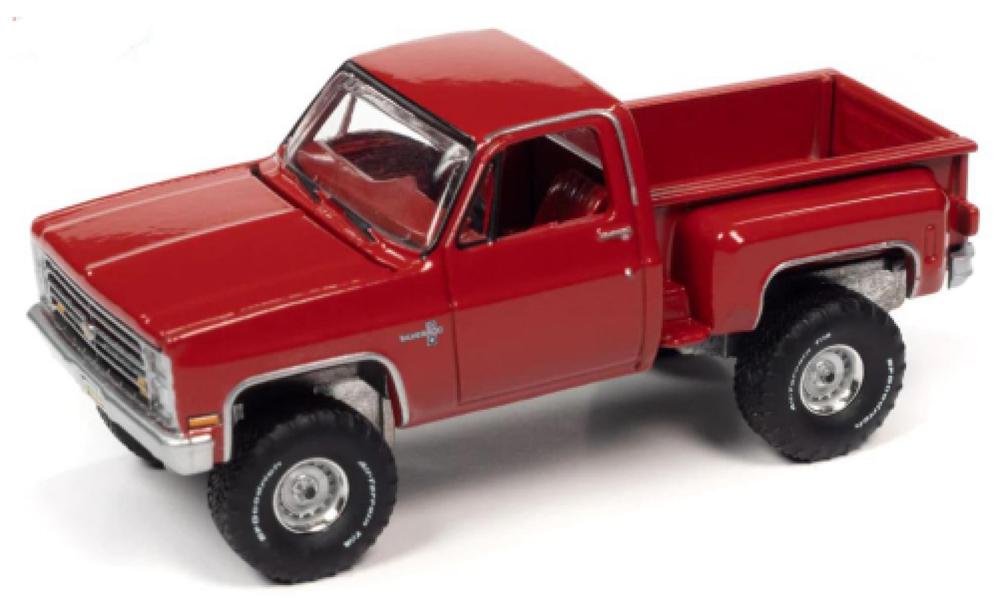 Chevrolet Silverado 1/64 Auto World K10 Stepside rood 1986 modelauto