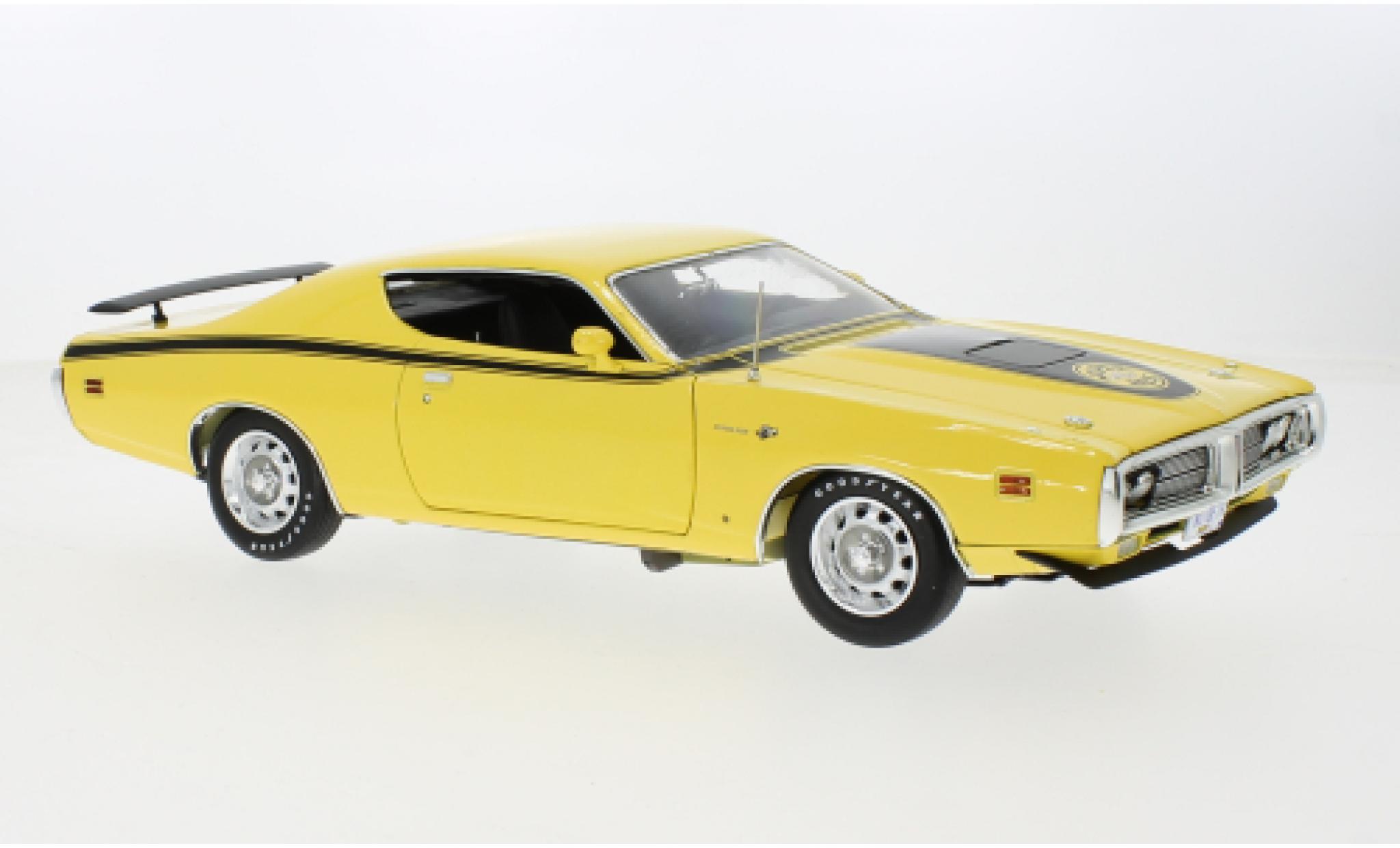 Dodge Charger 1/18 Auto World Super Bee geel 1971 1:18 modelauto