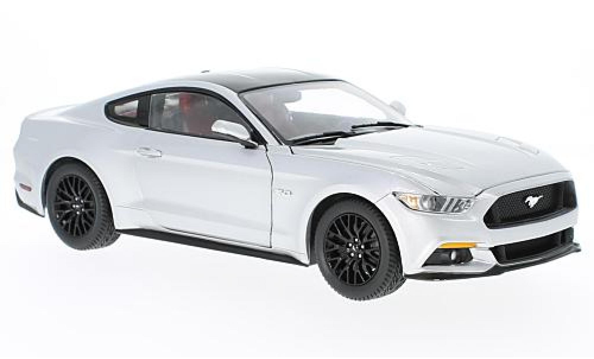 Ford Mustang 1/18 Auto World GT grijs 2017 sans Vitrine modelauto
