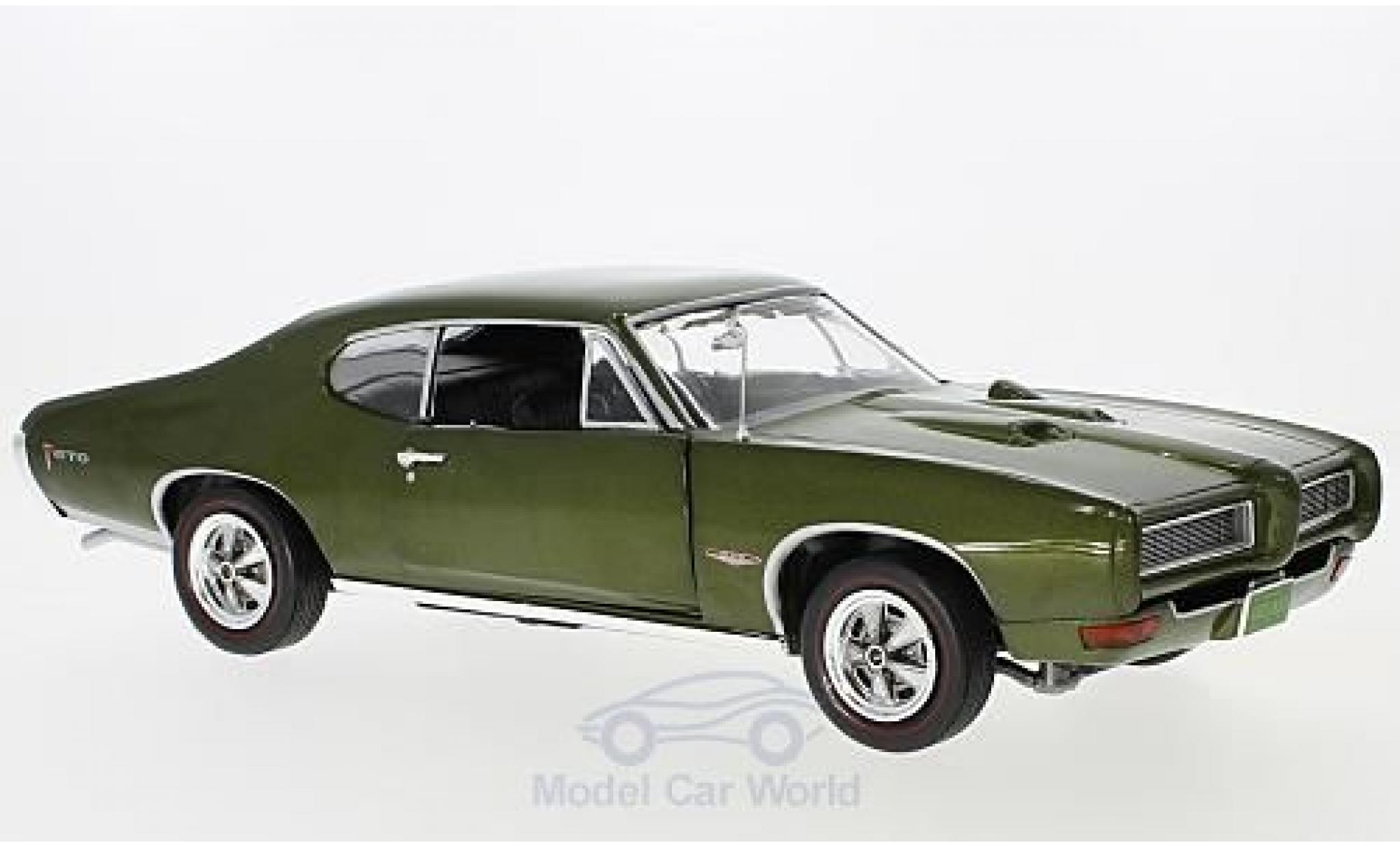 Pontiac GTO 1/18 Auto World Hardtop metallic groen 1968 modelauto