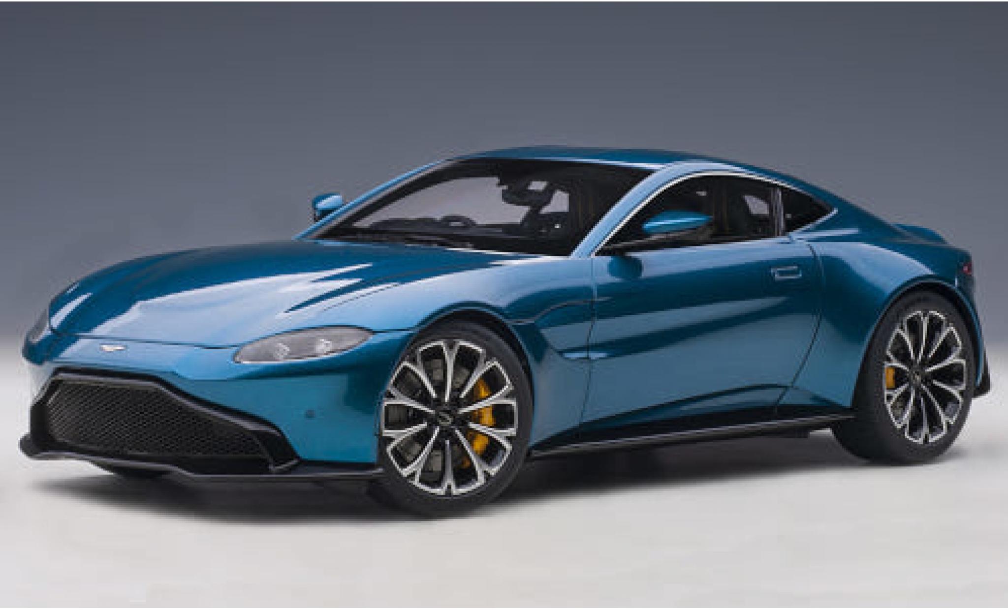 Aston Martin Vantage 1/18 AUTOart metallic blauw RHD 2019 modelauto