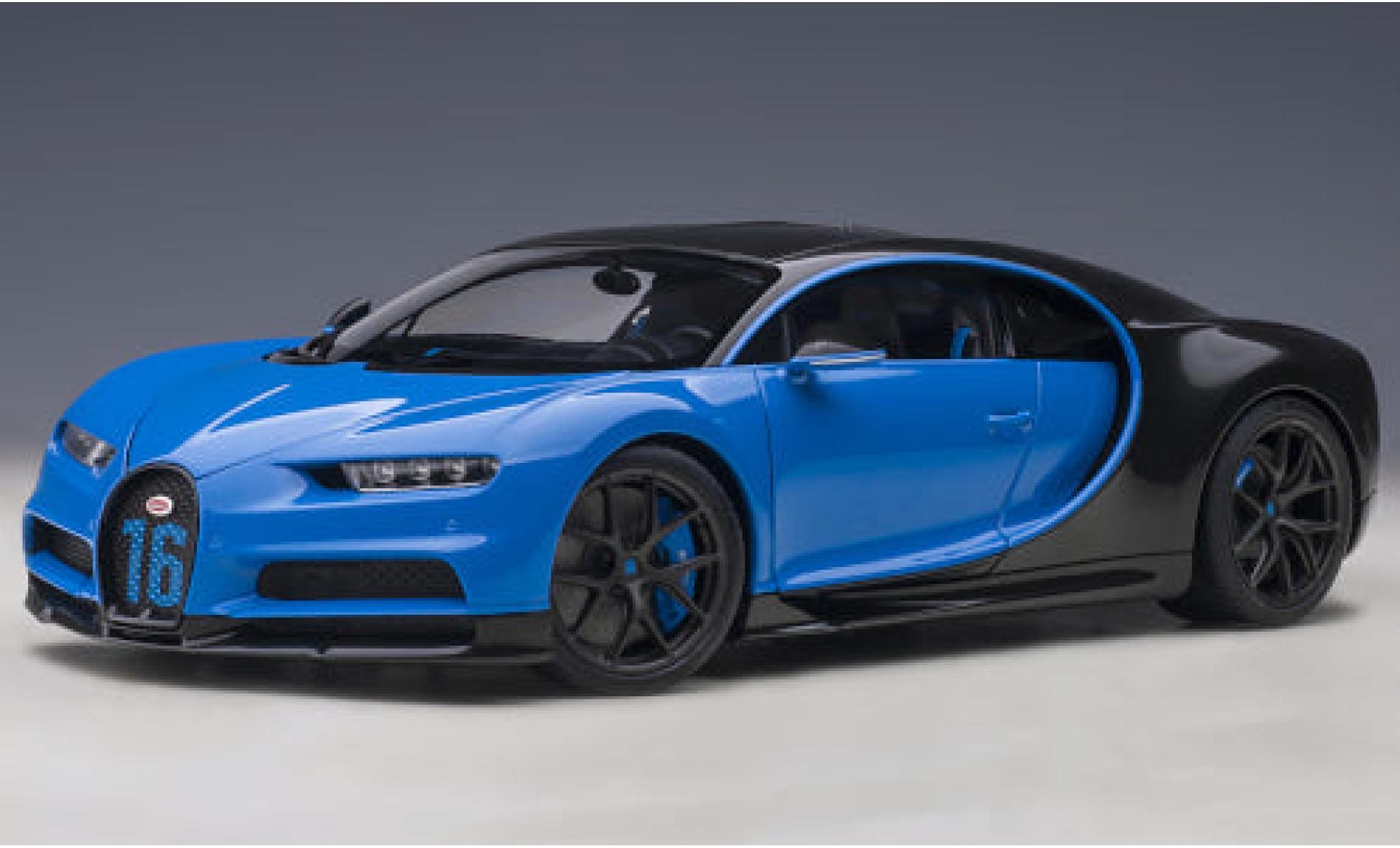 Bugatti Chiron 1/18 AUTOart Sport blauw/carbon 2019 modelauto