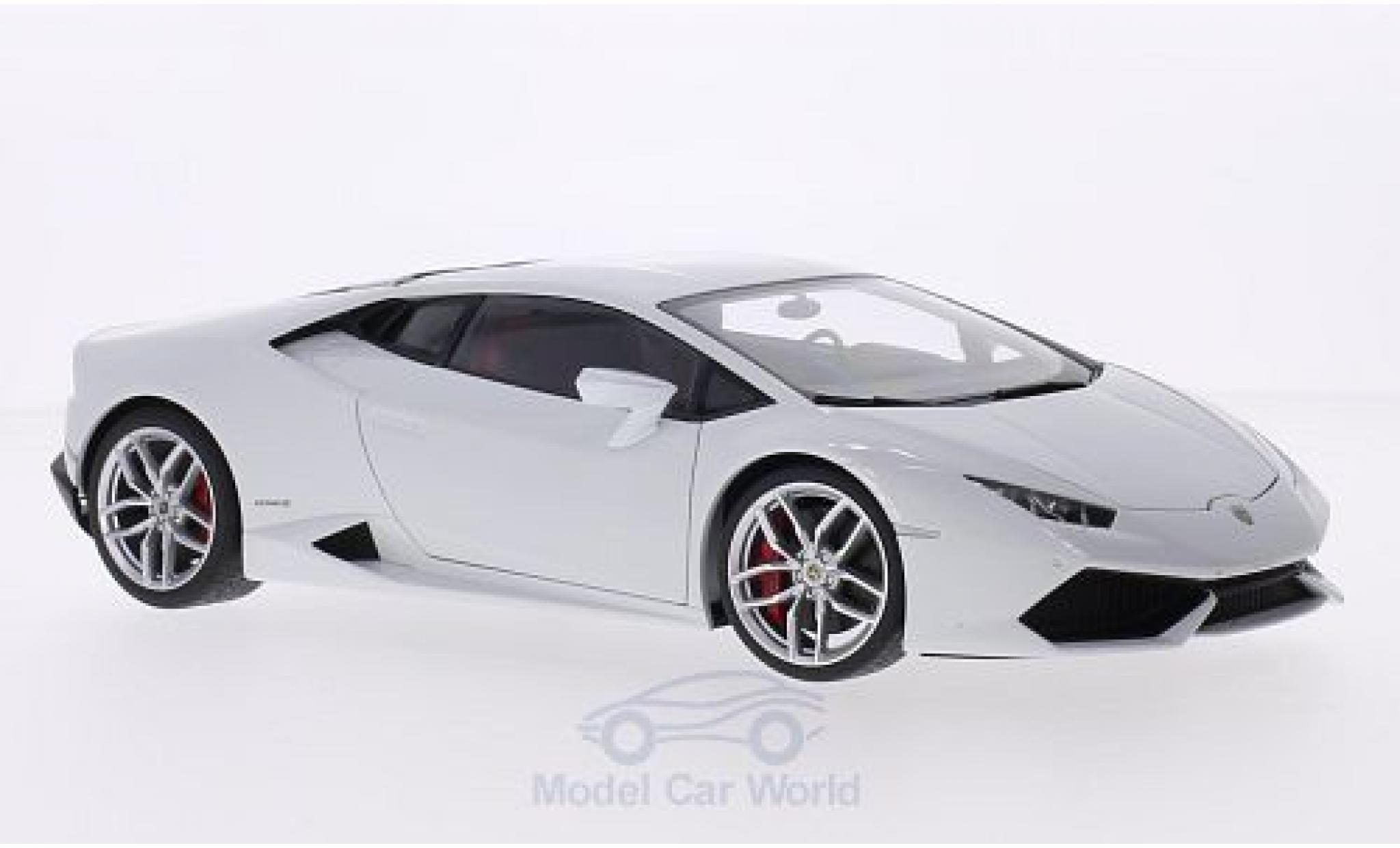 Lamborghini Huracan 1/18 AUTOart LP610-4 metallic wit 2014 modelauto