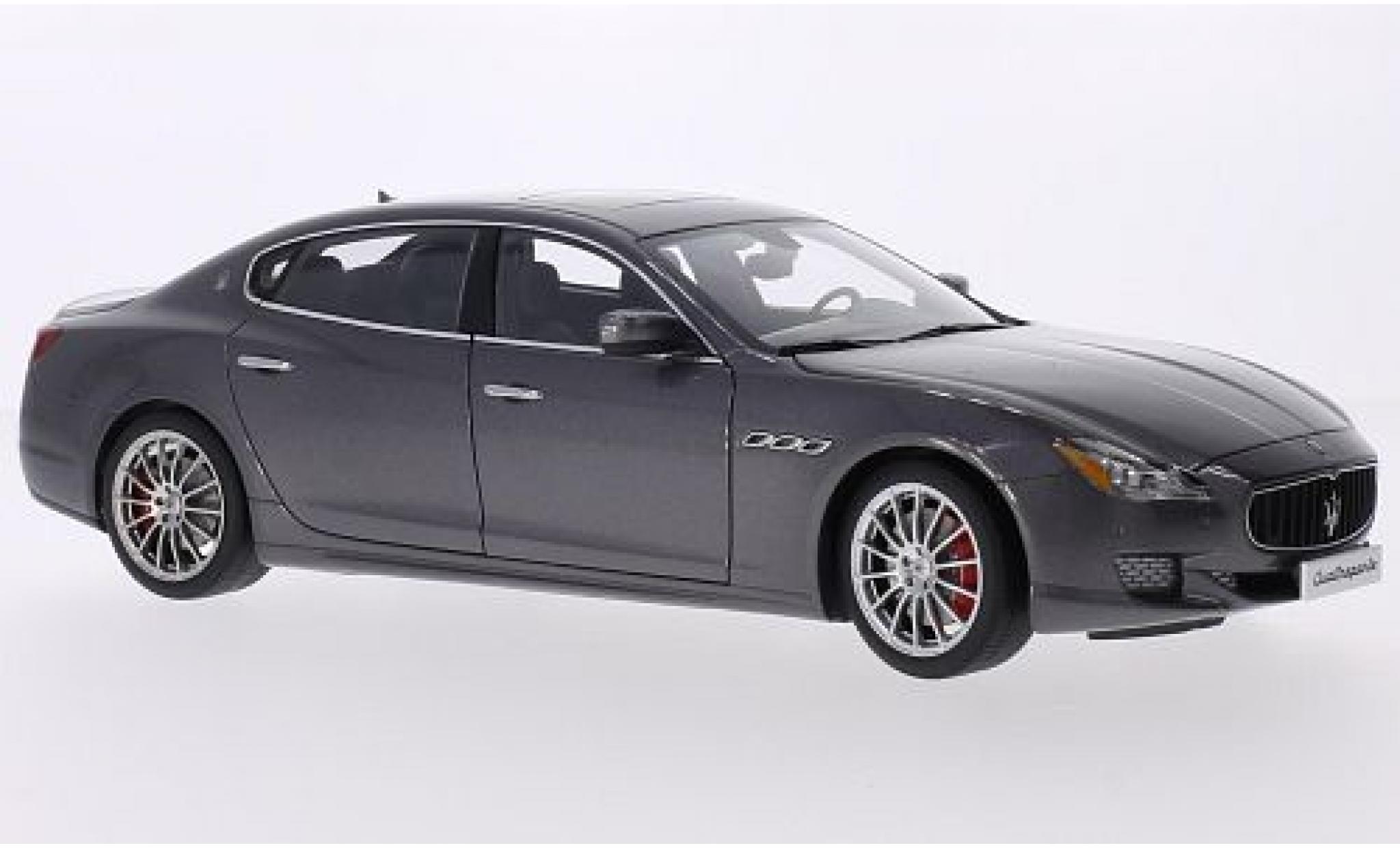 Maserati Quattroporte 1/18 AUTOart GTS metallic grijs 2015 modelauto