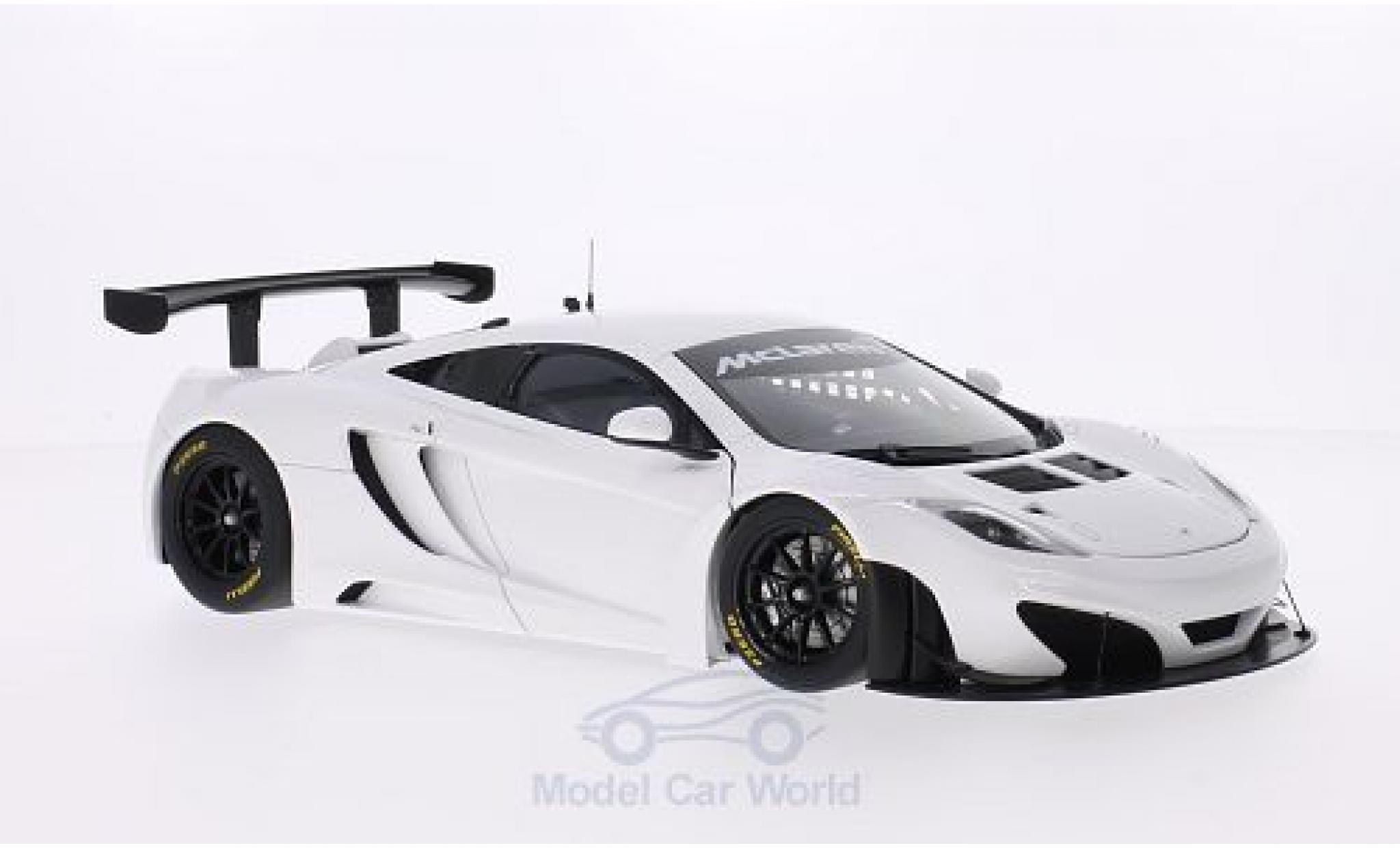 McLaren MP4-12C 1/18 AUTOart 12C GT3 wit 2011 modelauto