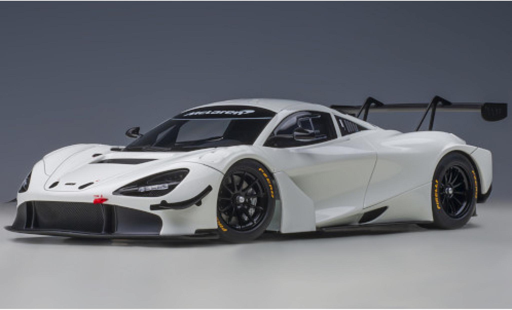 McLaren 720 1/18 AUTOart S GT3 wit 2019 Plain Body Version modelauto