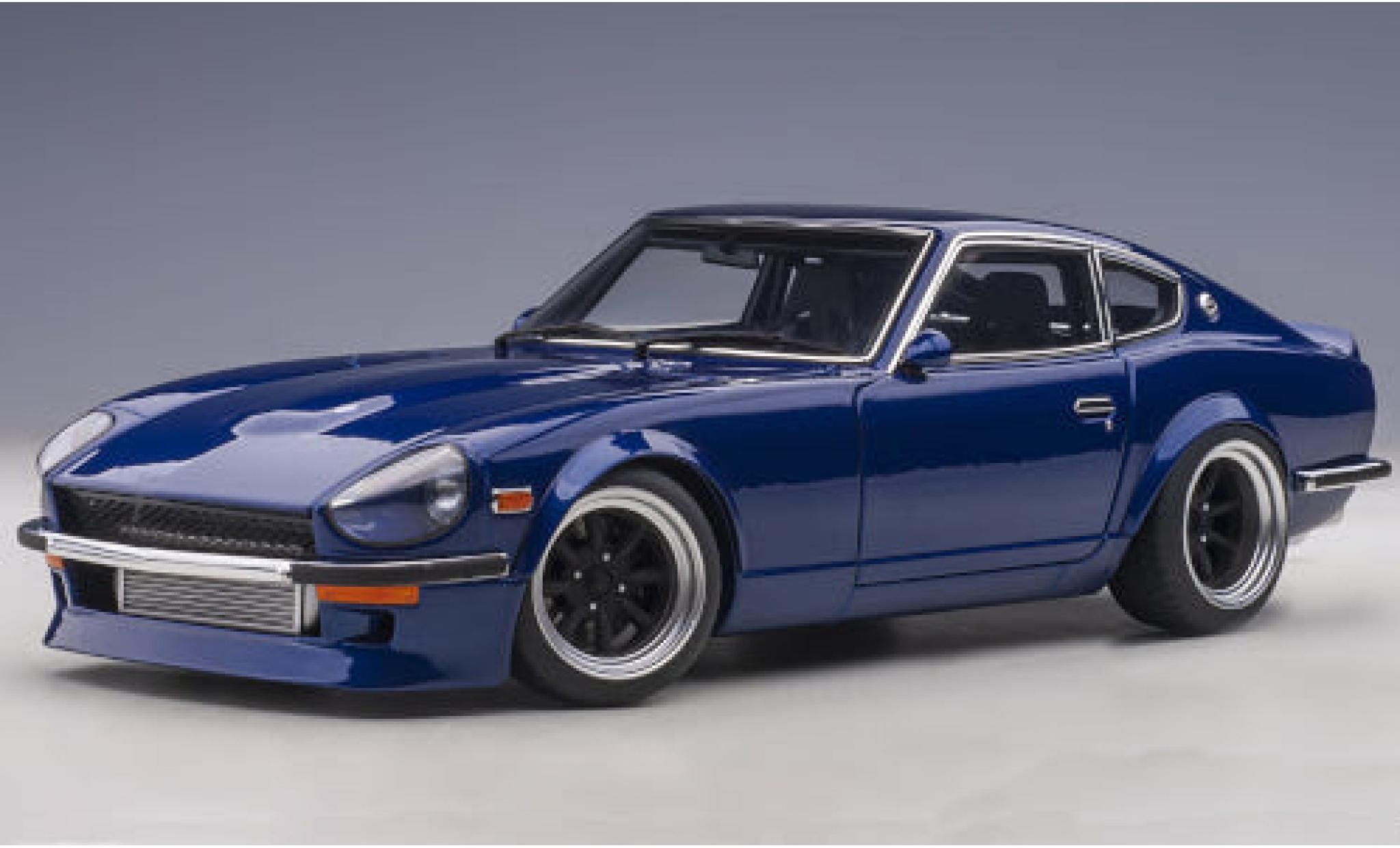 Nissan Fairlady Z 1/18 AUTOart (S30) Wangan Midnight metallic blauw RHD Akuma no Z (30th Anniversary) modelauto