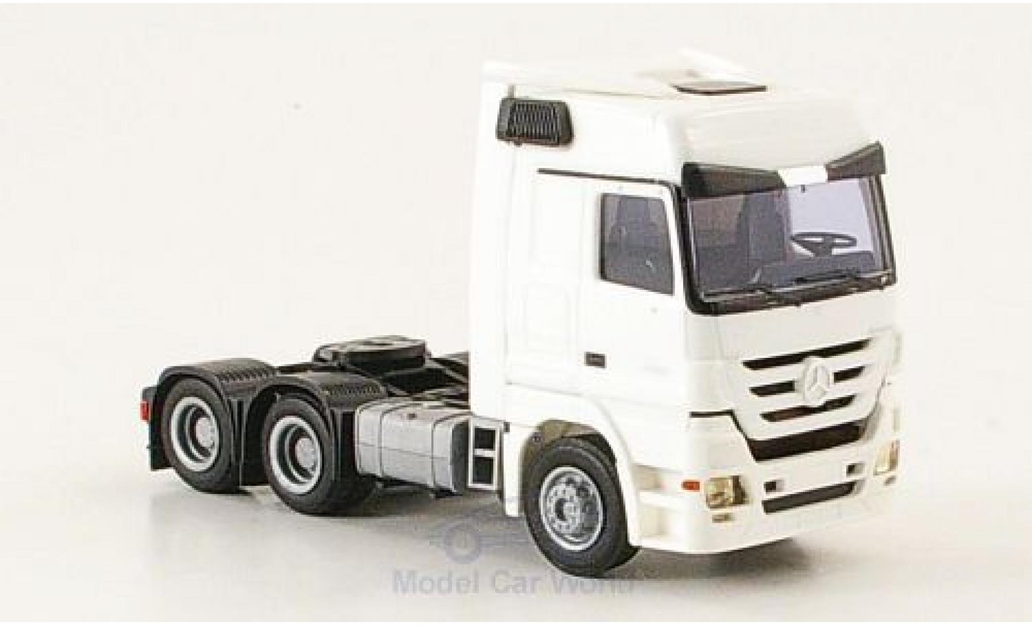 Mercedes Actros 1/87 AWM 2560 MP3 3-Achser Aerop. wit modelauto