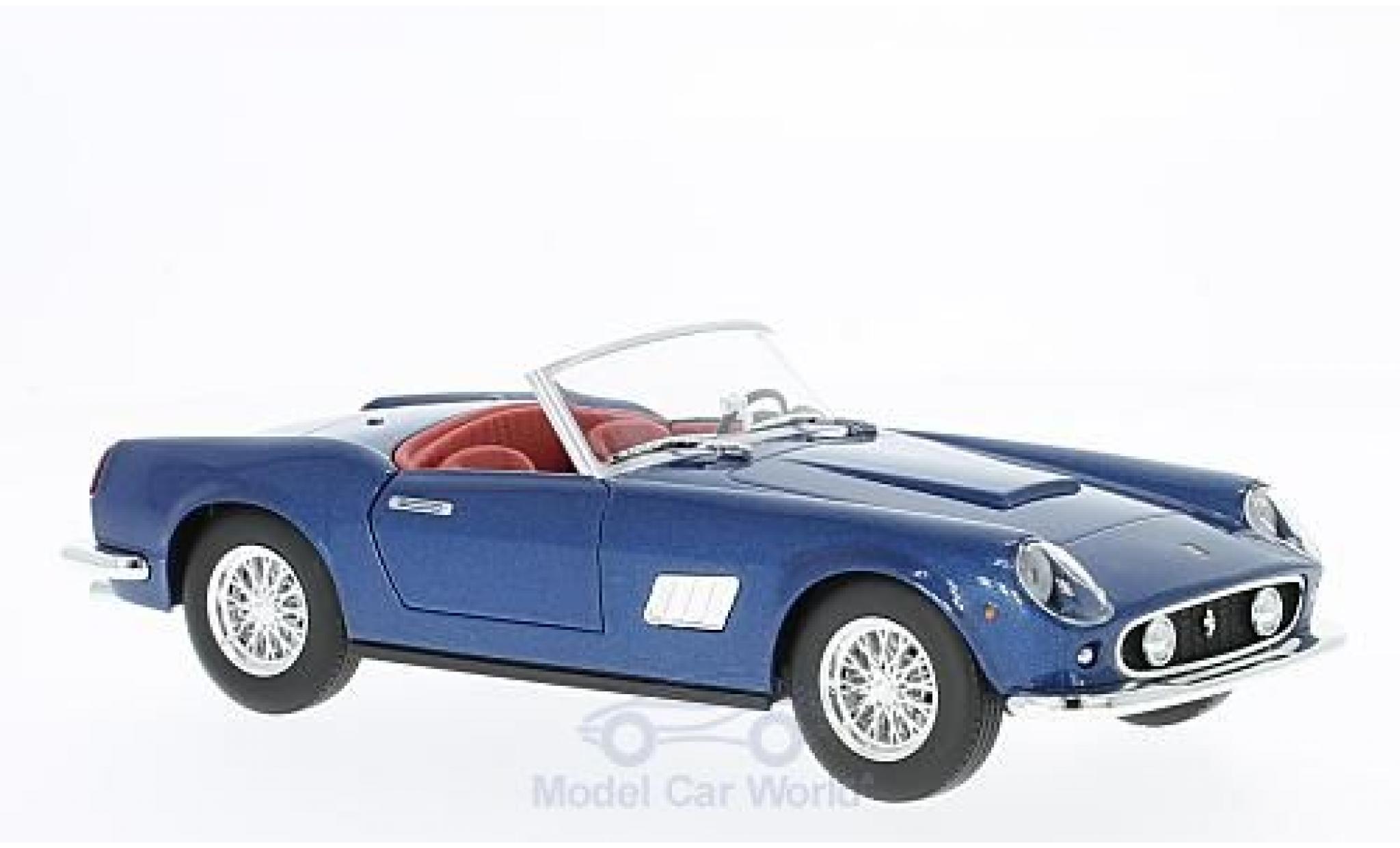 Ferrari 250 GT California 1/24 Burago GT California metallic blauw modelauto