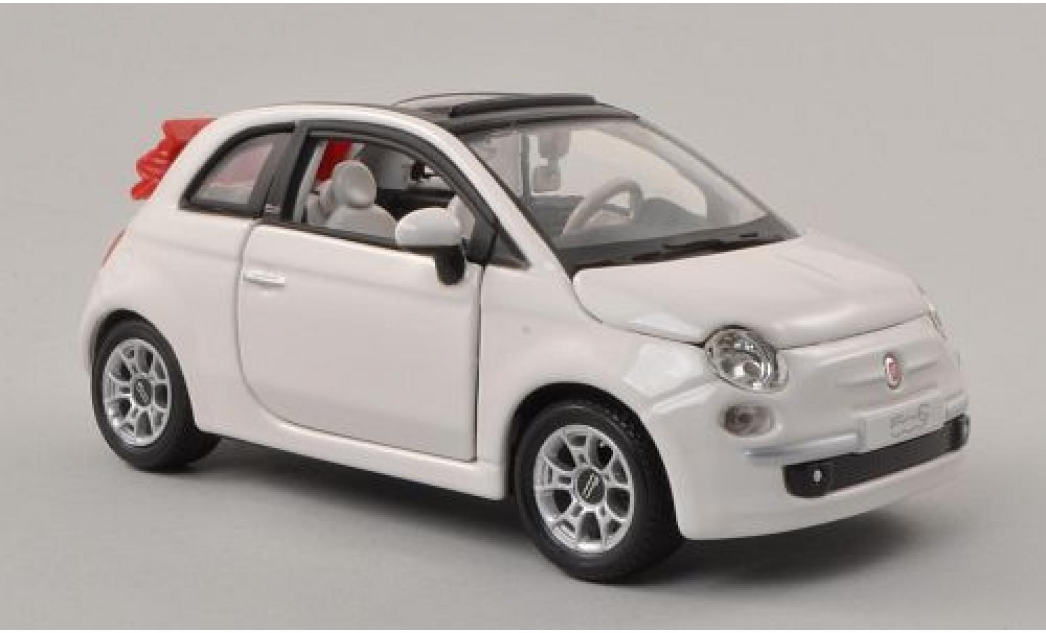 Fiat 500 1/24 Burago C Cabriolet wit Verdeck ougroen modelauto