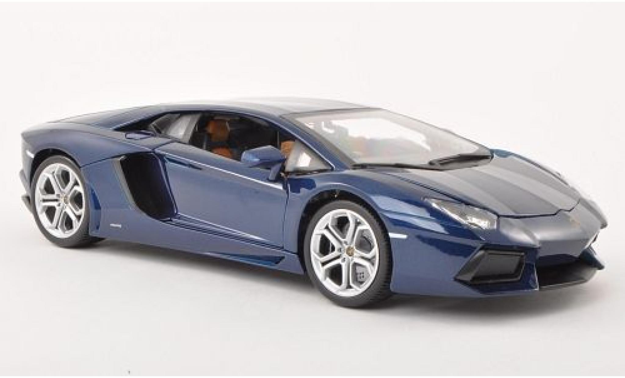 Lamborghini Aventador 1/18 Burago LP700-4 metallic blauw 2011 modelauto