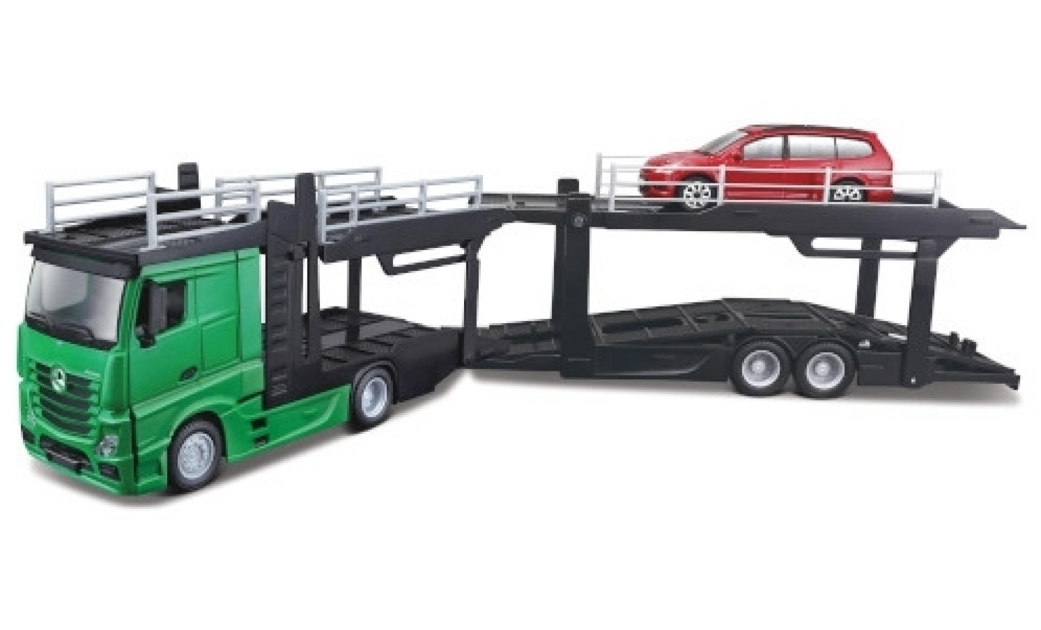 Mercedes Actros 1/43 Burago 2545 groen camion de transport de voiture avec Ford Focus Turnier modelauto