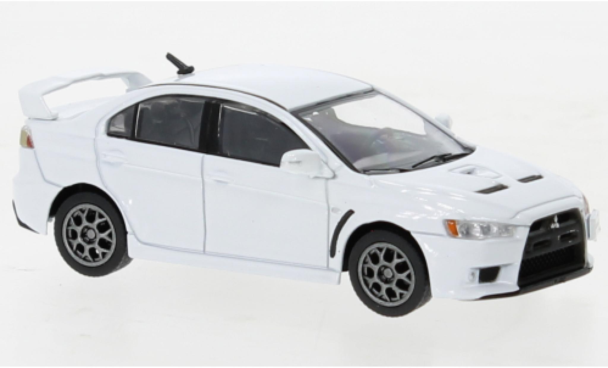 Mitsubishi Lancer 1/64 BM Creations &eacute;volution X wit 1983 modelauto