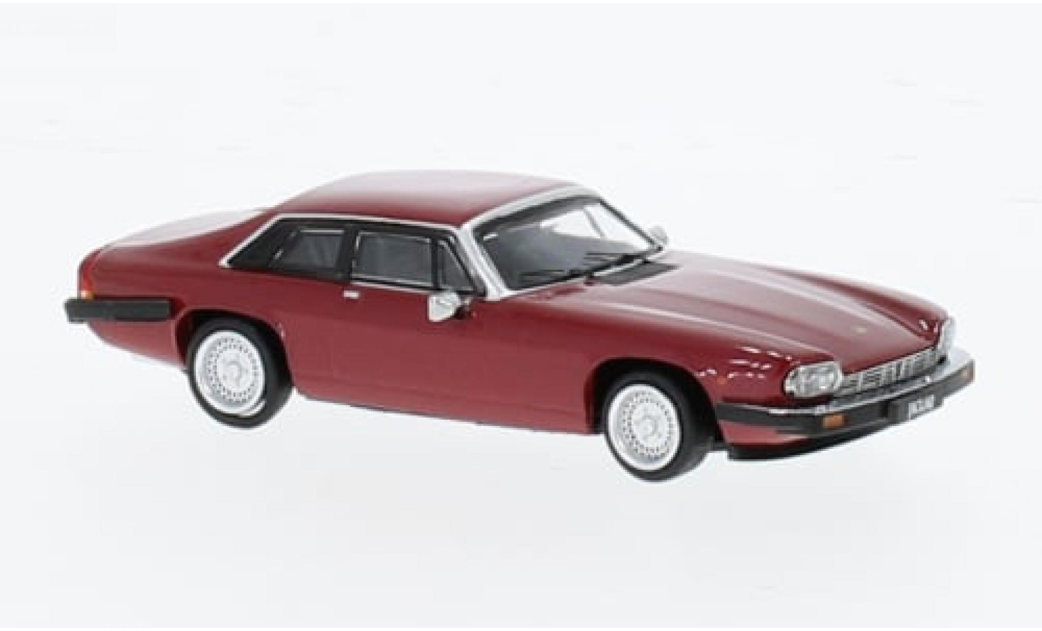 Jaguar XJ 1/64 BM Creations -S metallic rood 1984 1:64 modelauto