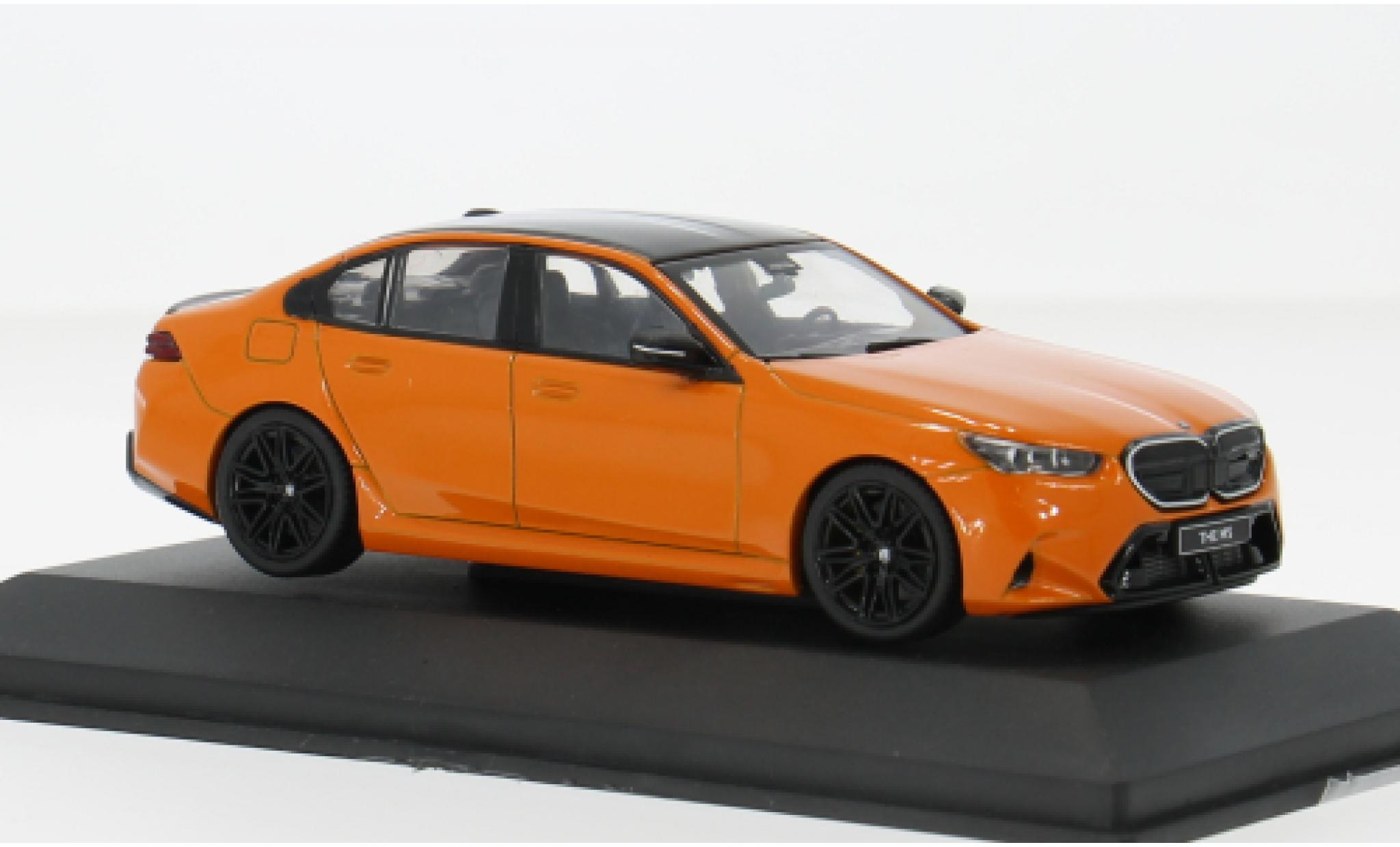 Bmw M5 1/43 Solido (G90) oranje 1:43 modelauto