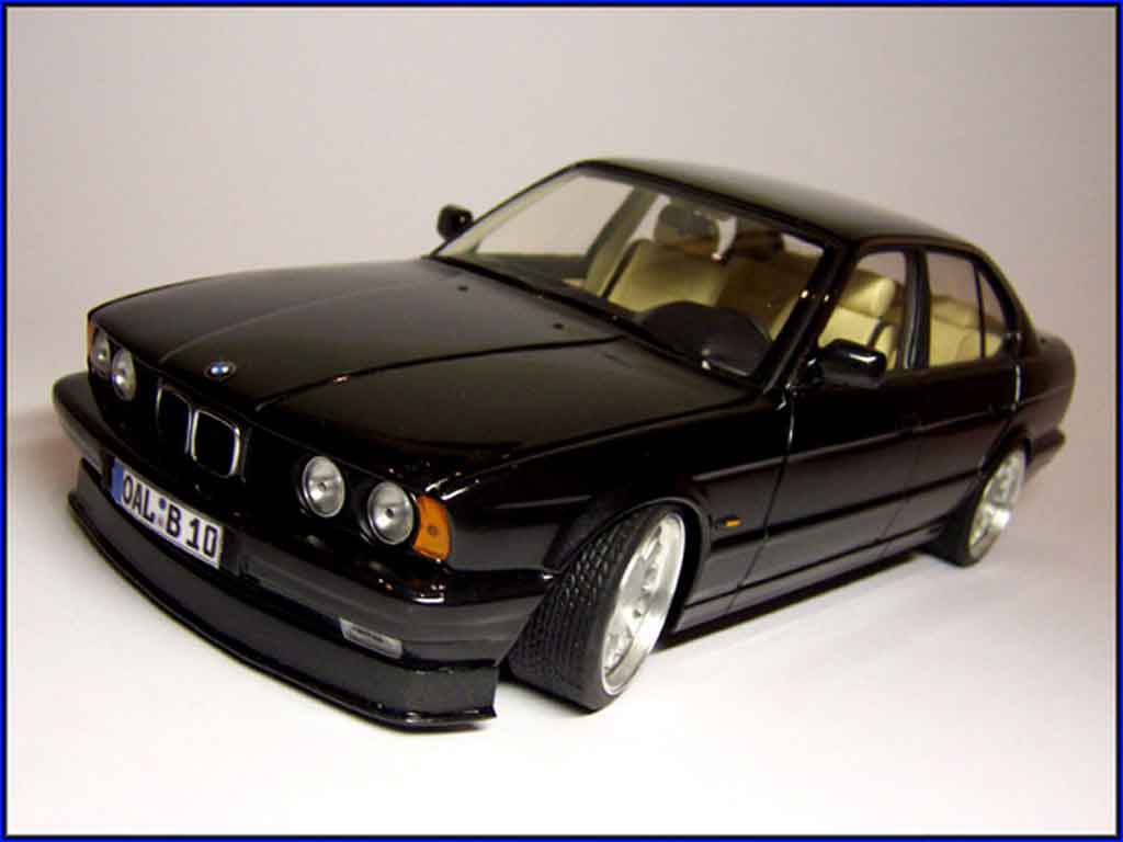 Alpina B10 3.5 1988 i alpina b10 1/18 Minichamps