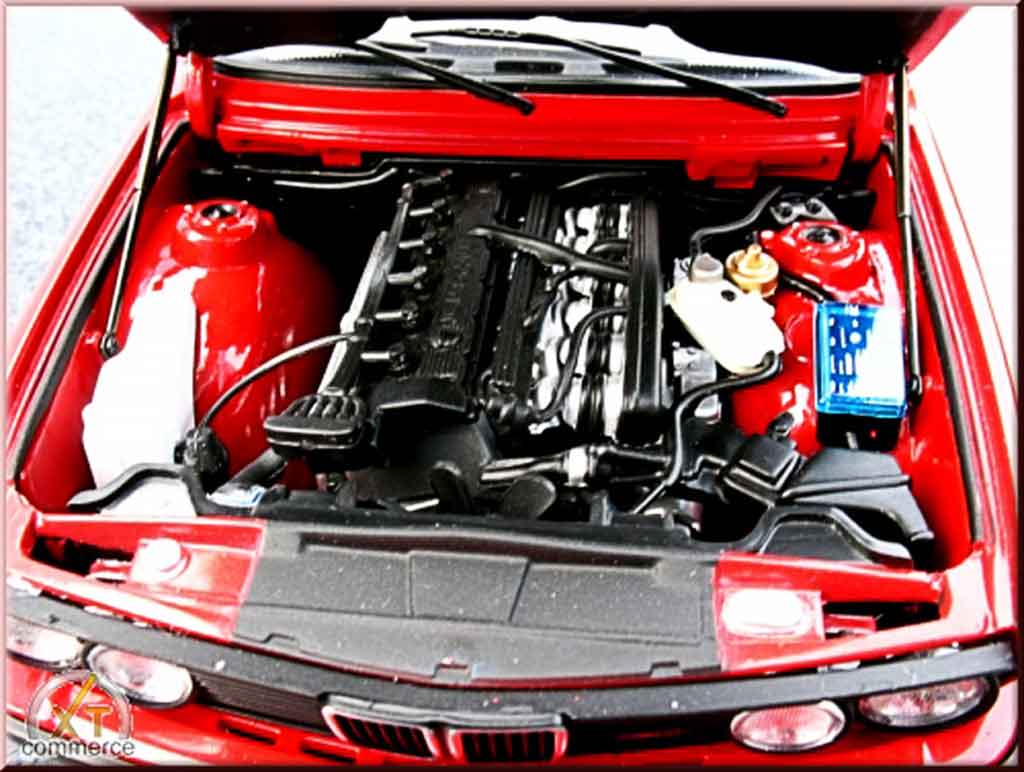 Alpina B10 3.5 M i m alpina b10 rood 1/18 Autoart