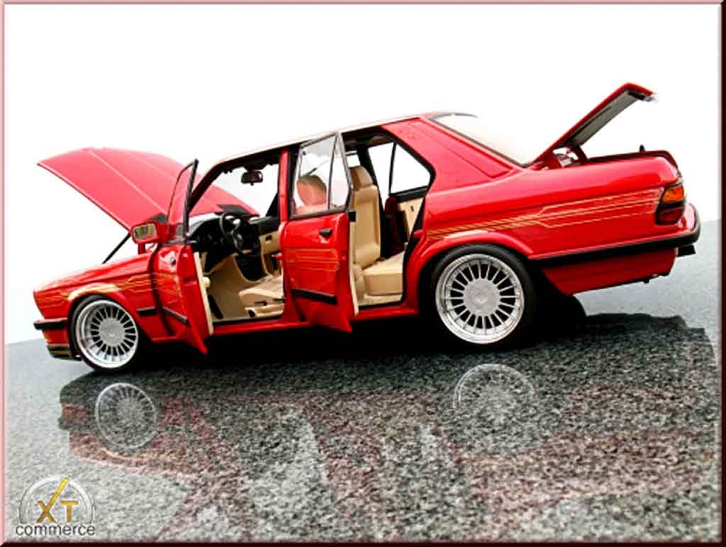 Alpina B10 3.5 M i m alpina b10 rood 1/18 Autoart