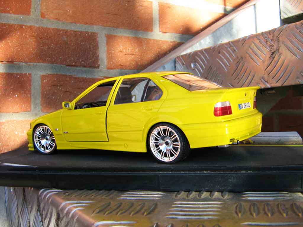Bmw M3 GTR E36 sedan rtr geel carlux jantes m3 1/18 Ut Models