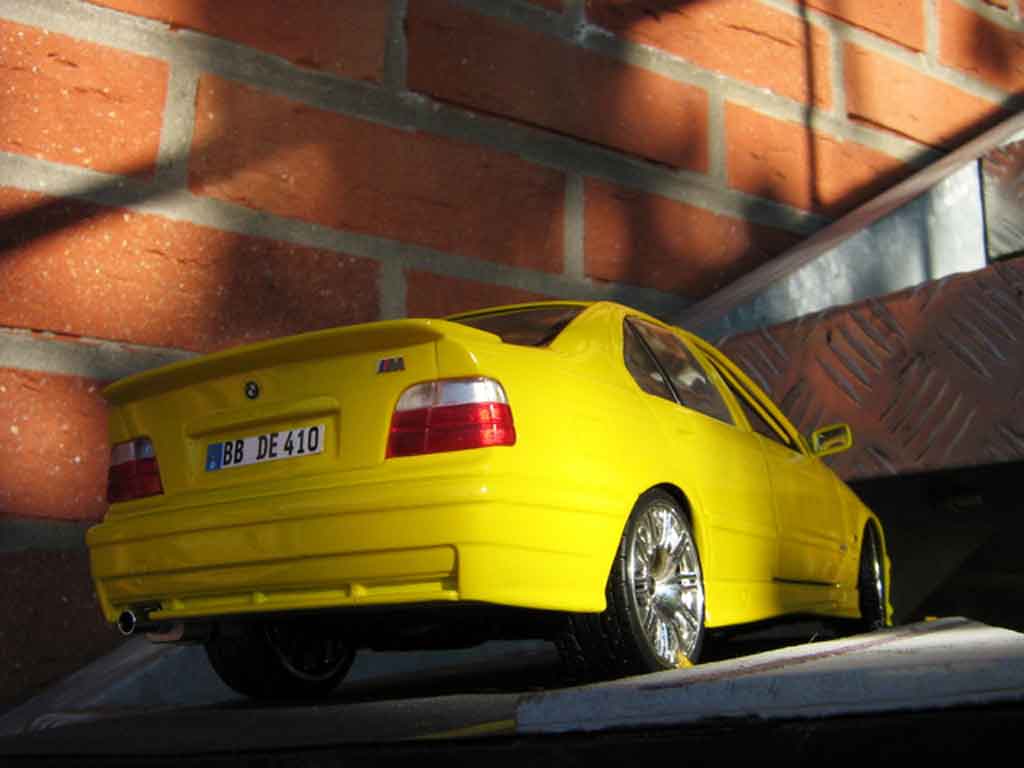 Bmw M3 GTR E36 sedan rtr geel carlux jantes m3 1/18 Ut Models