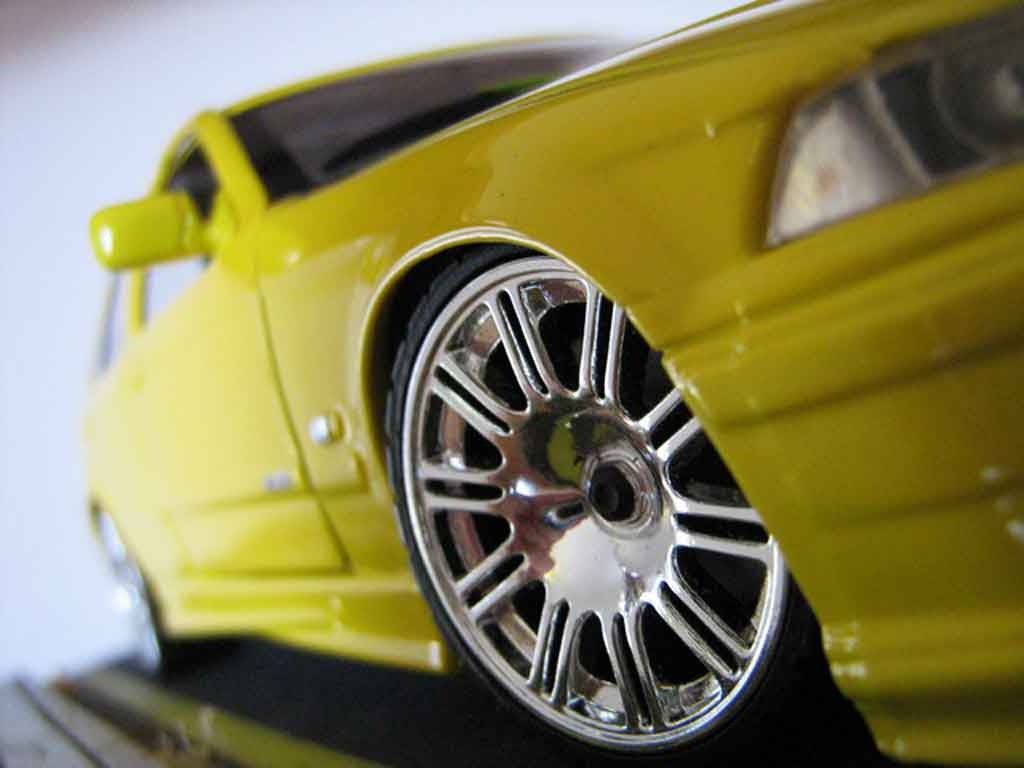 Bmw M3 GTR E36 sedan rtr geel carlux jantes m3 1/18 Ut Models