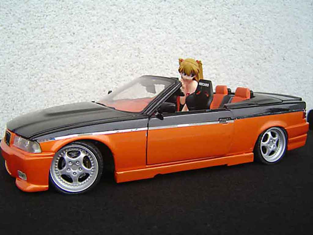 Bmw 325 Cabriolet E36 jantes rh cup 18 pouces peinture biton oranje zwart portes papillon 1/18 Maisto