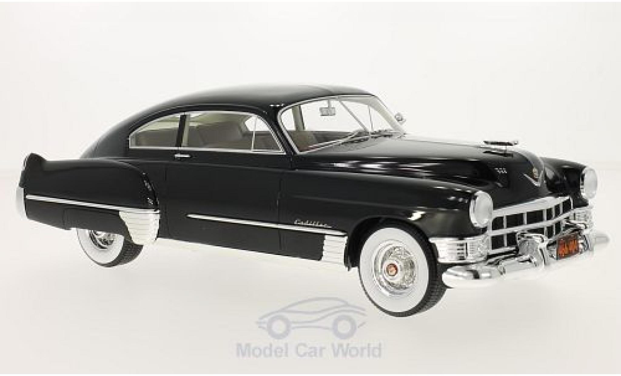 Cadillac Series 62 1/18 BoS Models Club Sedanette zwart 1949 modelauto