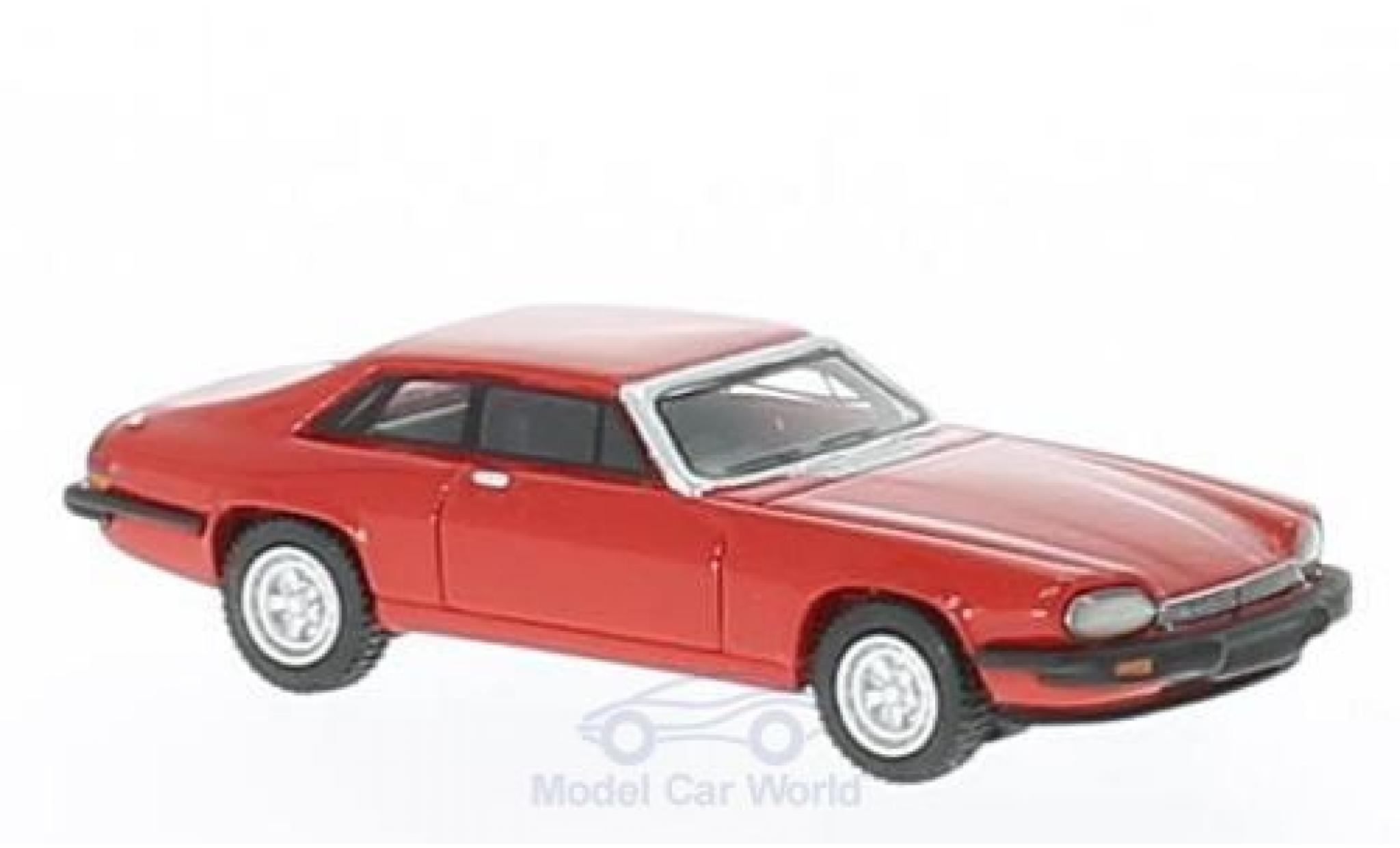 Jaguar XJ 1975 1/87 BoS Models -S rood RHD 1975 modelauto