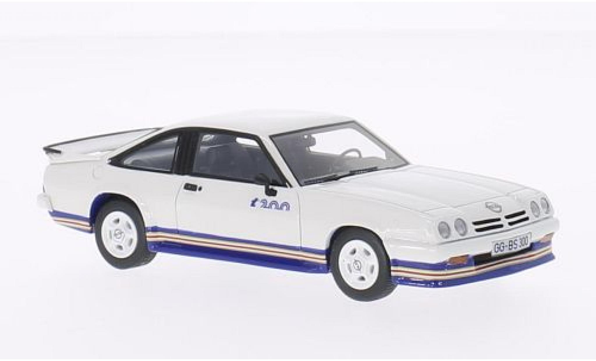 Opel Manta 1/43 BoS Models B i200 wit/Dekor 1985 modelauto