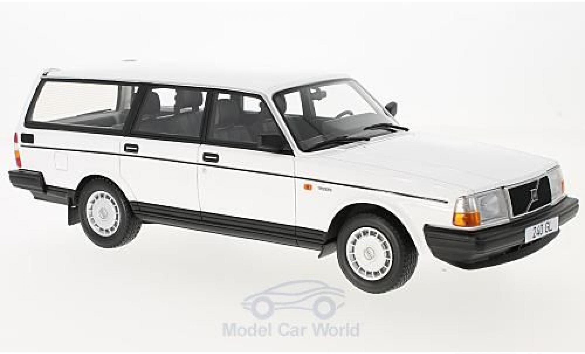 Volvo 240 GL 1/18 BoS Models GL wit 1989 modelauto