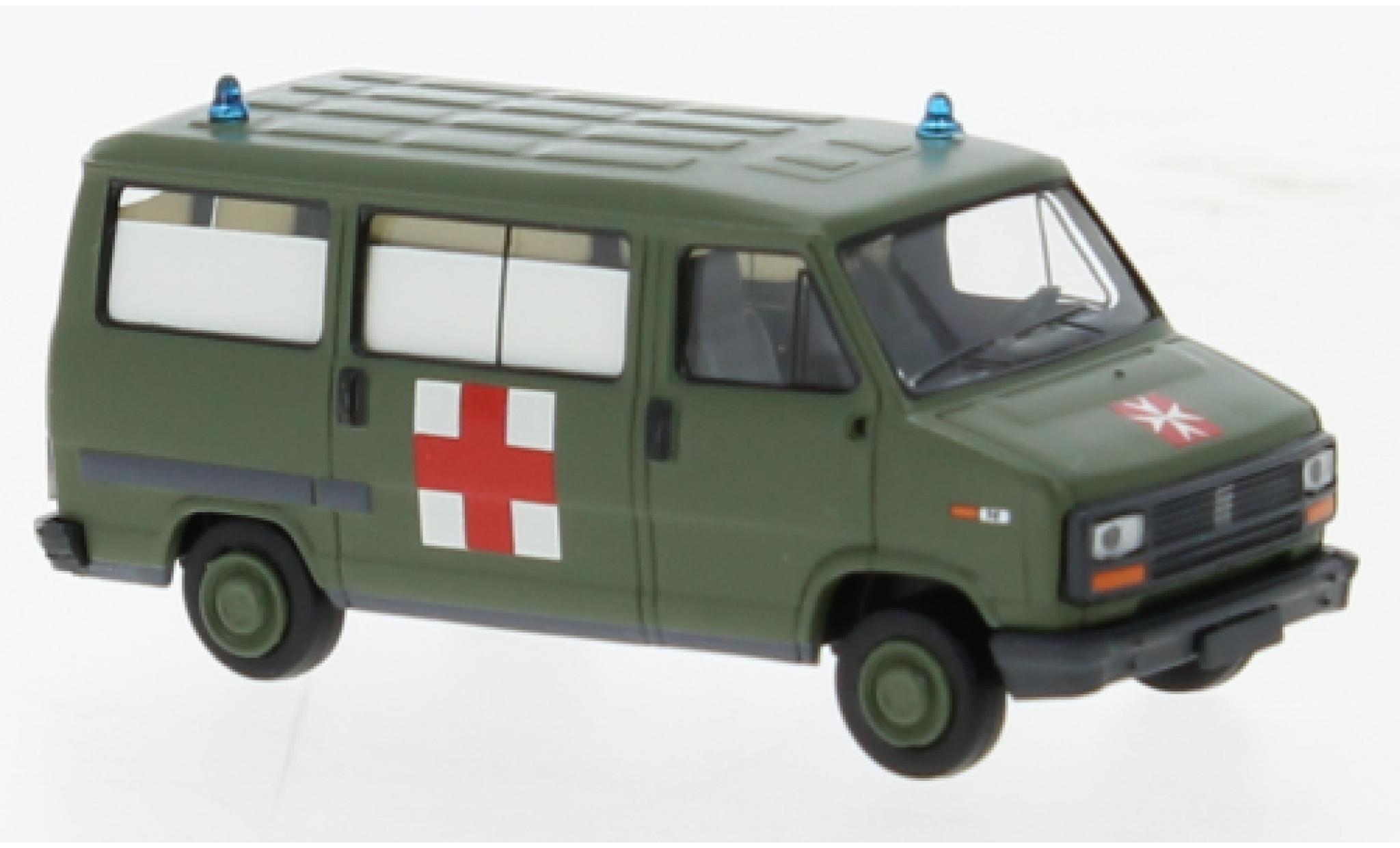 Fiat Ducato 1/87 Brekina bus Milit&auml;rambulanz 1982 modelauto
