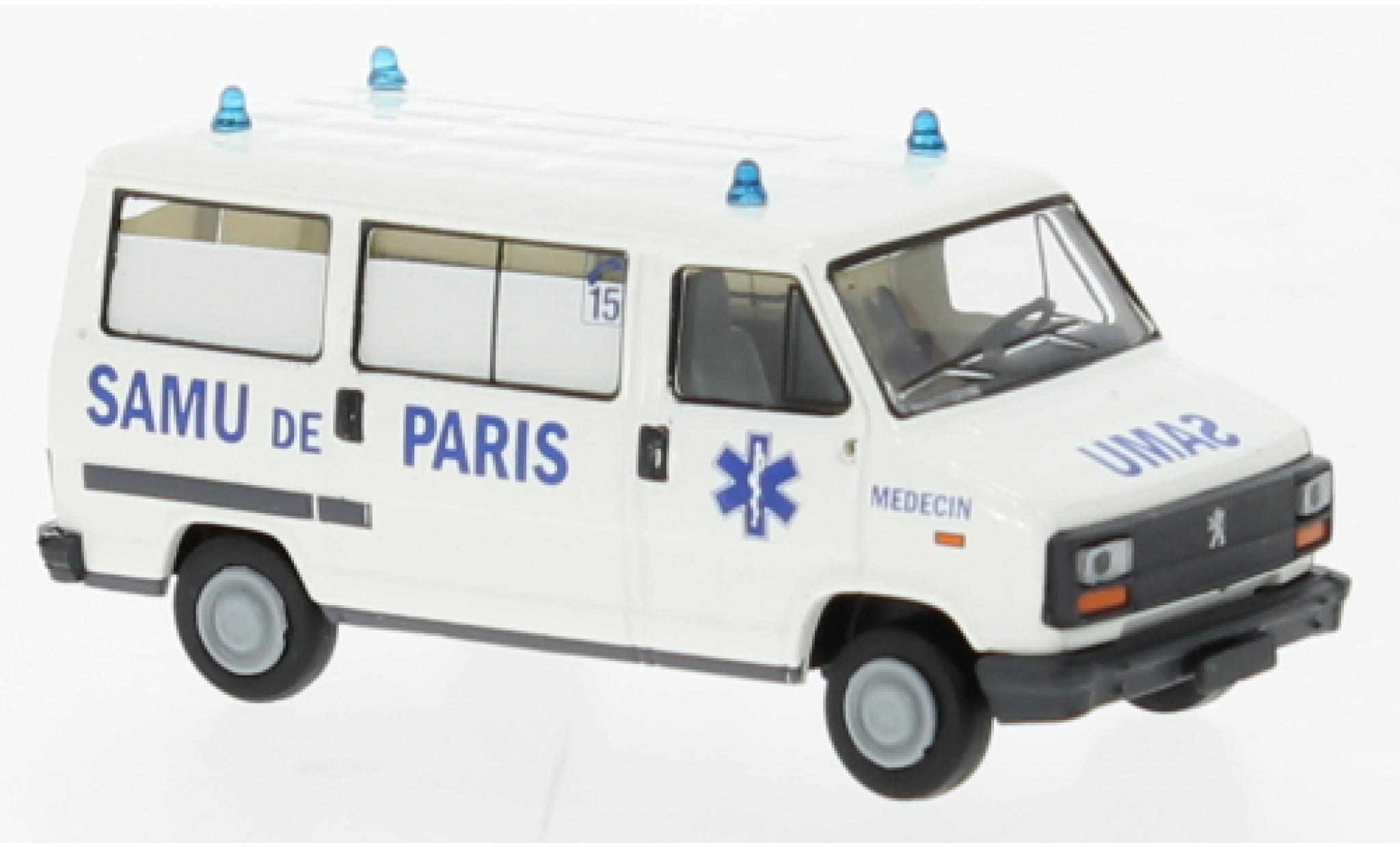 Peugeot J5 1/87 Brekina bus Samu de Paris (FR) 1982 modelauto