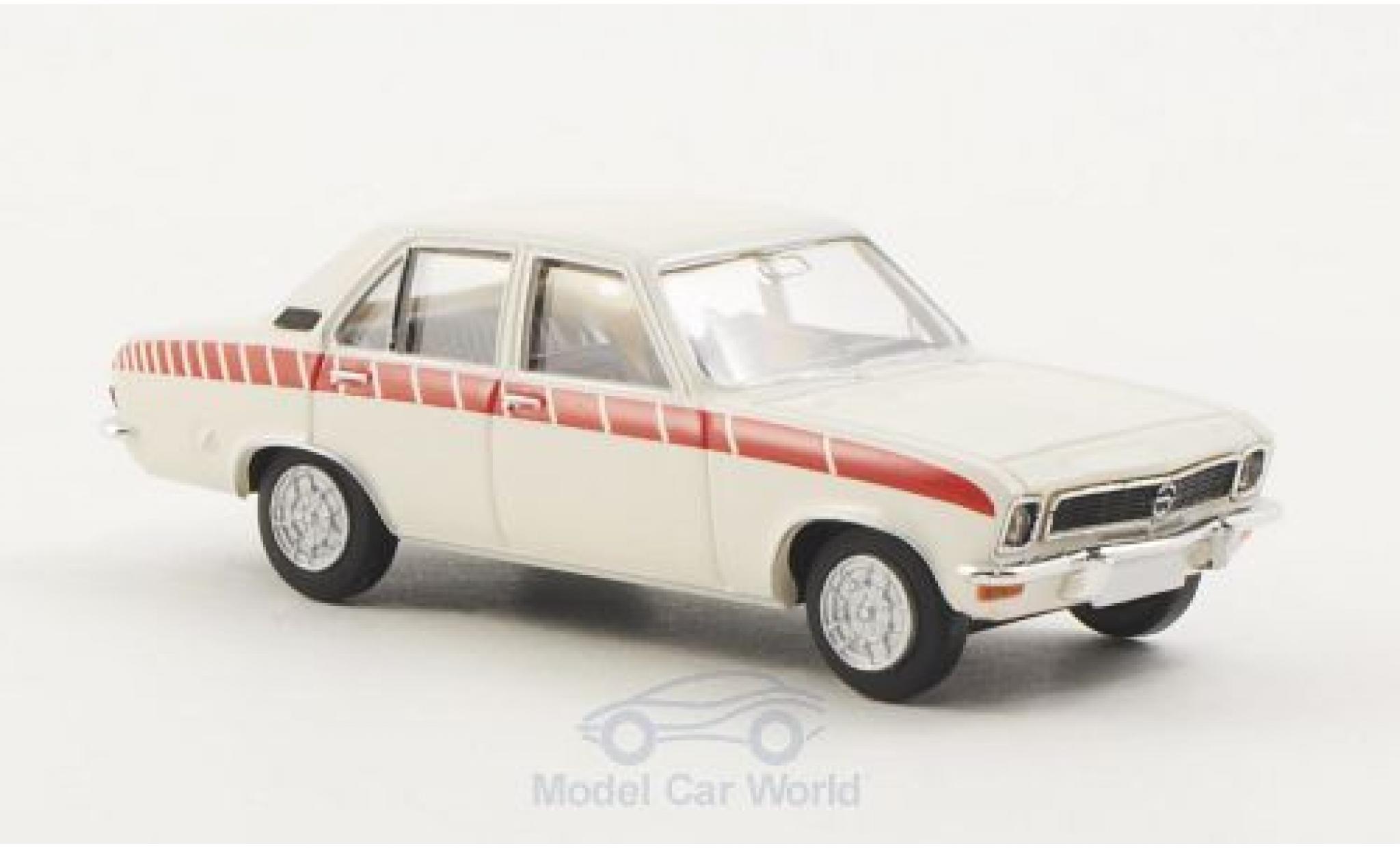 Opel Ascona C 1/87 Brekina A Swinger wit modelauto