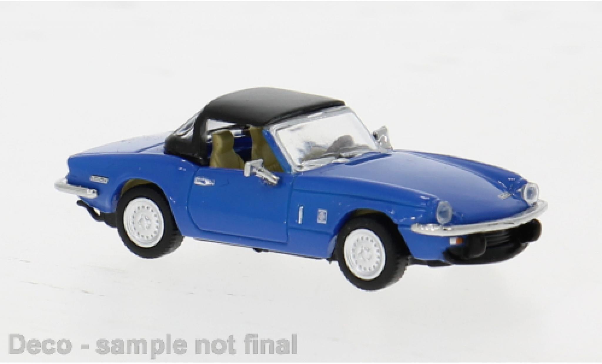 Triumph Spitfire 1/87 Brekina blauw 1974 1:87 modelauto