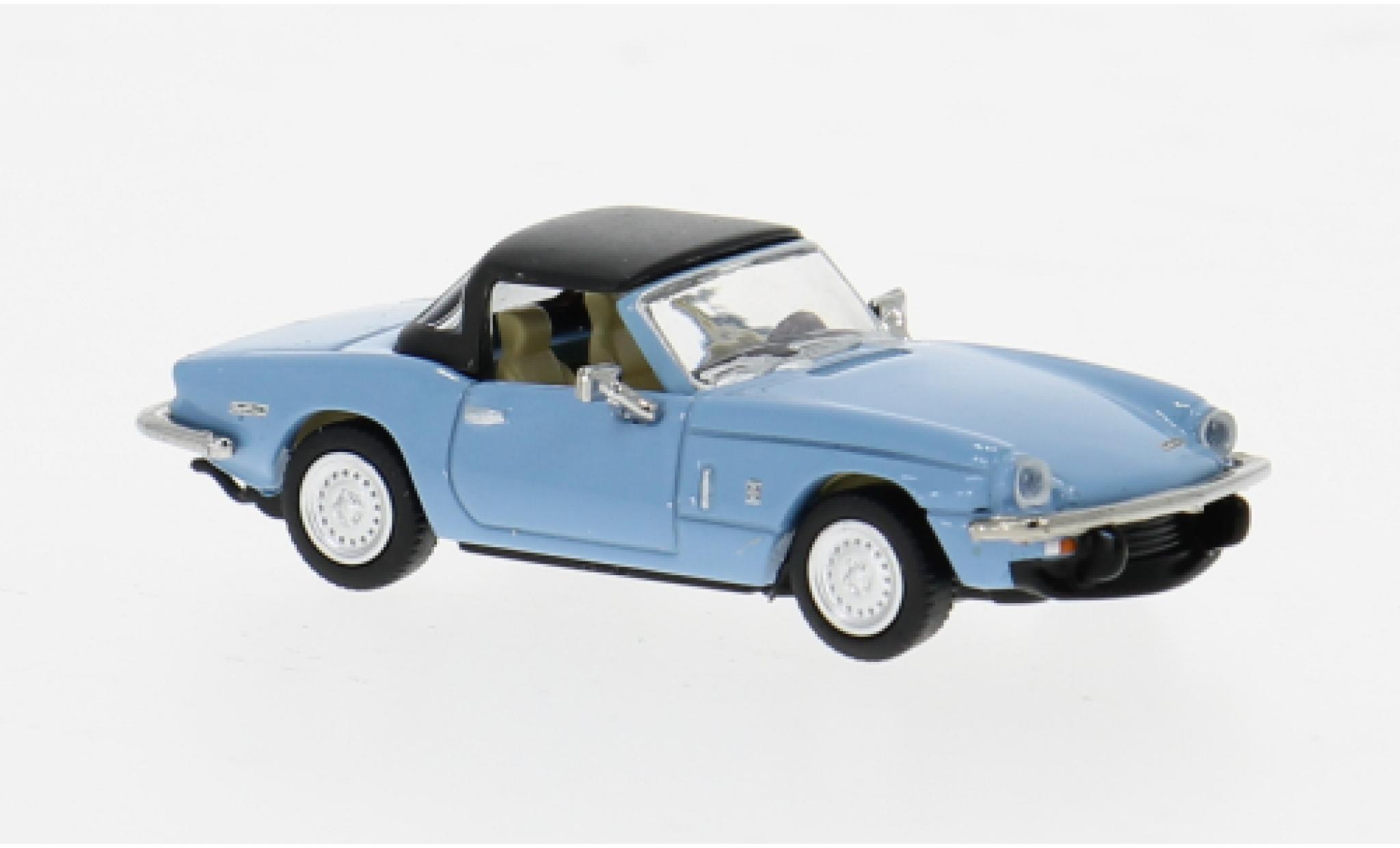 Triumph Spitfire 1/87 Brekina blauw 1974 1:87 modelauto
