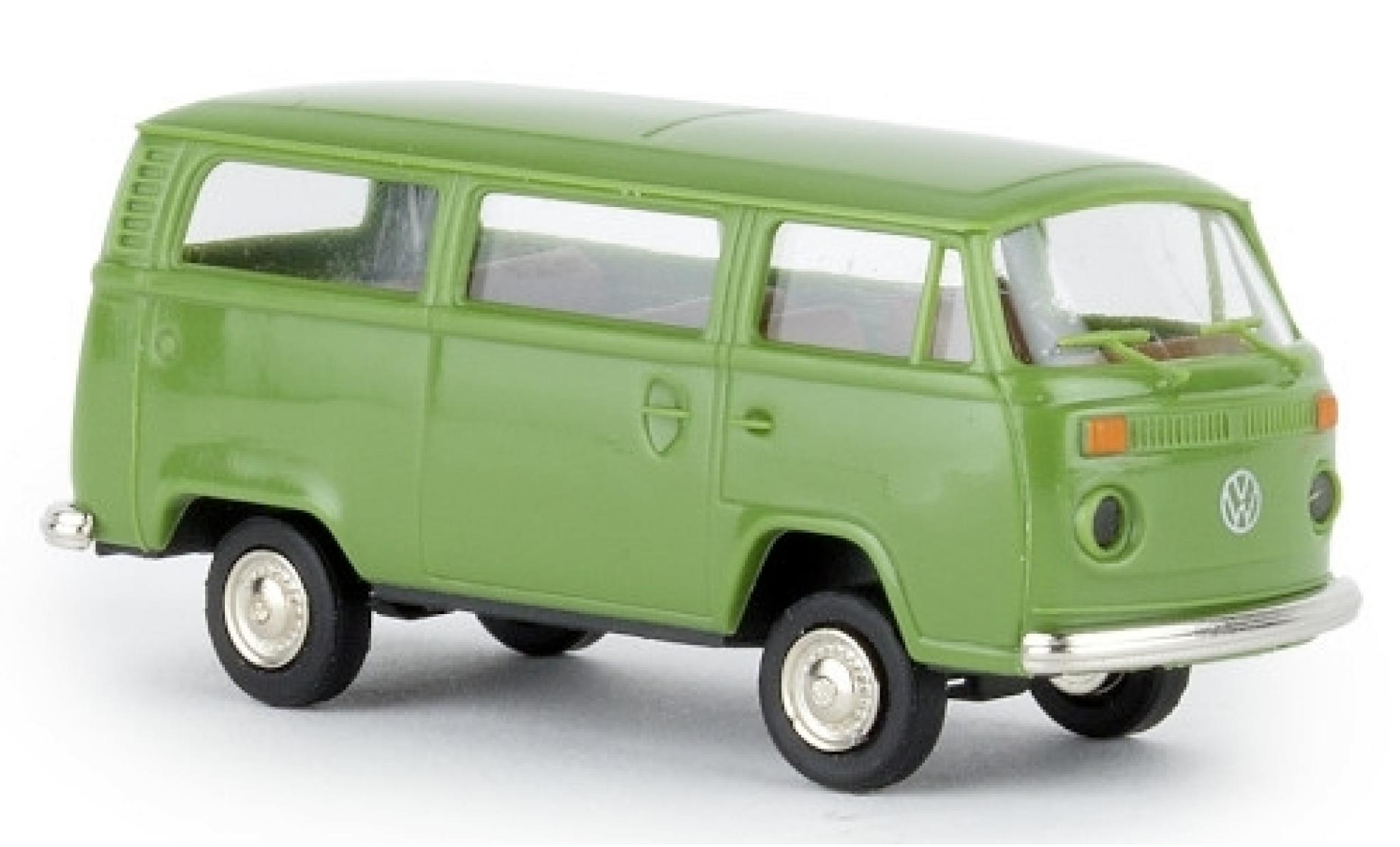 Volkswagen T2 1/87 Brekina Stationwagen groen 1972 modelauto