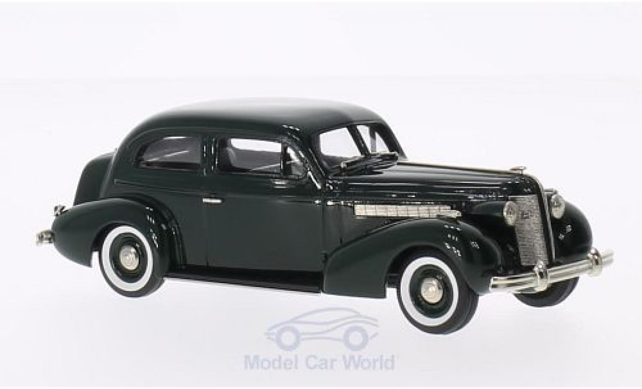 Buick Special 1/43 Brooklin 2-door Touring Sedan M-48 groen 1937 modelauto