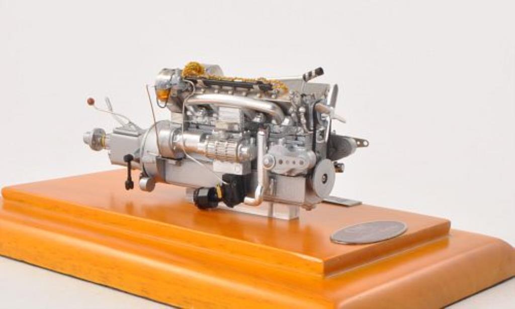 Bugatti 57 SC 1/18 CMC SC Motor-Aggregat 1938 modelauto