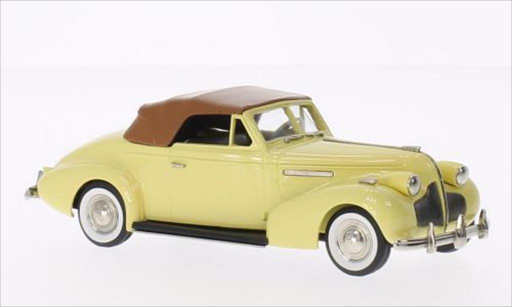 Buick Century 1/43 Brooklin Cabriolet Coupe M66-C geel/bruin 1939 modelauto